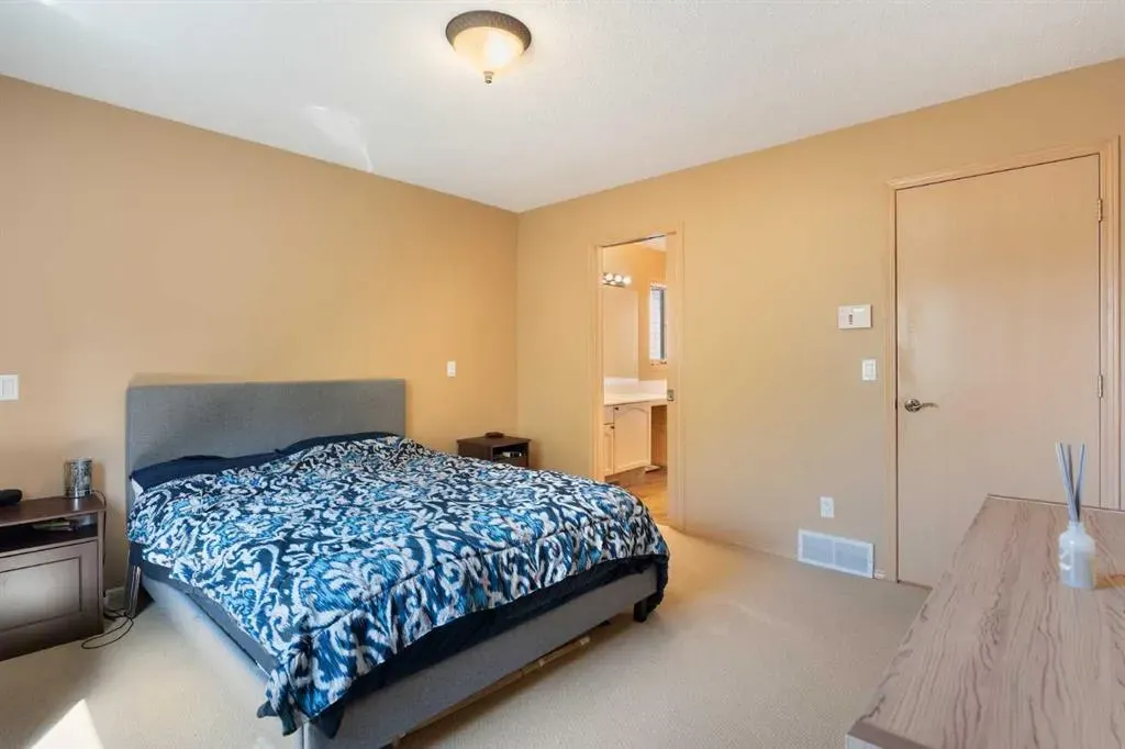 113 Sierra Vista Terrace SW