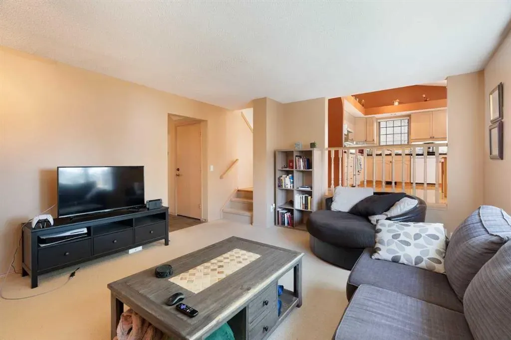113 Sierra Vista Terrace SW