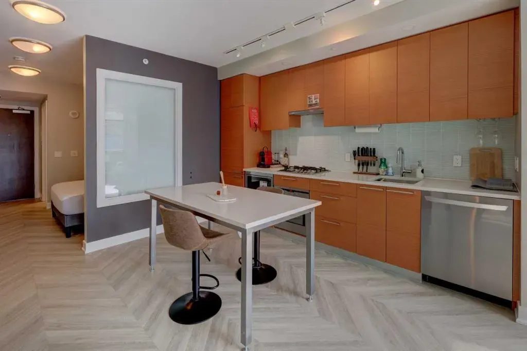 222 Riverfront Avenue SW, #246