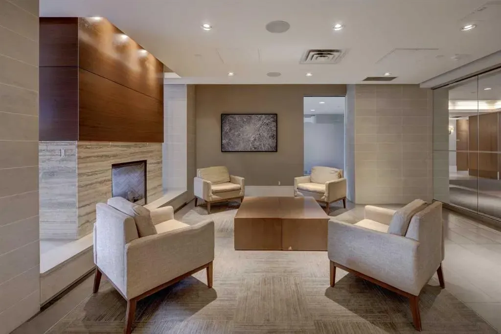222 Riverfront Avenue SW, #246