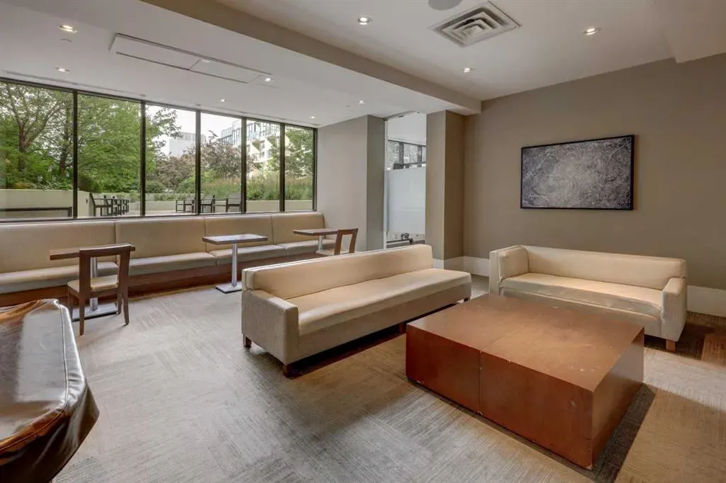 222 Riverfront Avenue SW, #246