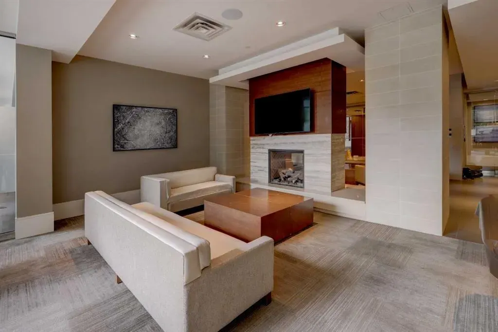 222 Riverfront Avenue SW, #246
