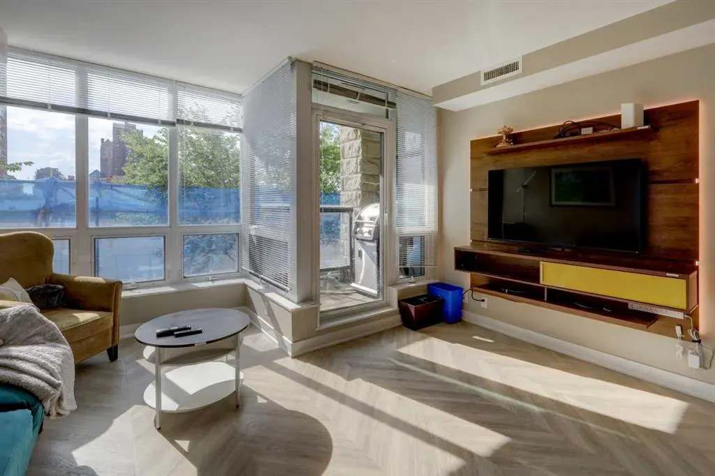 222 Riverfront Avenue SW, #246