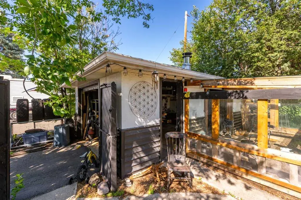 228 Lynnwood Drive SE