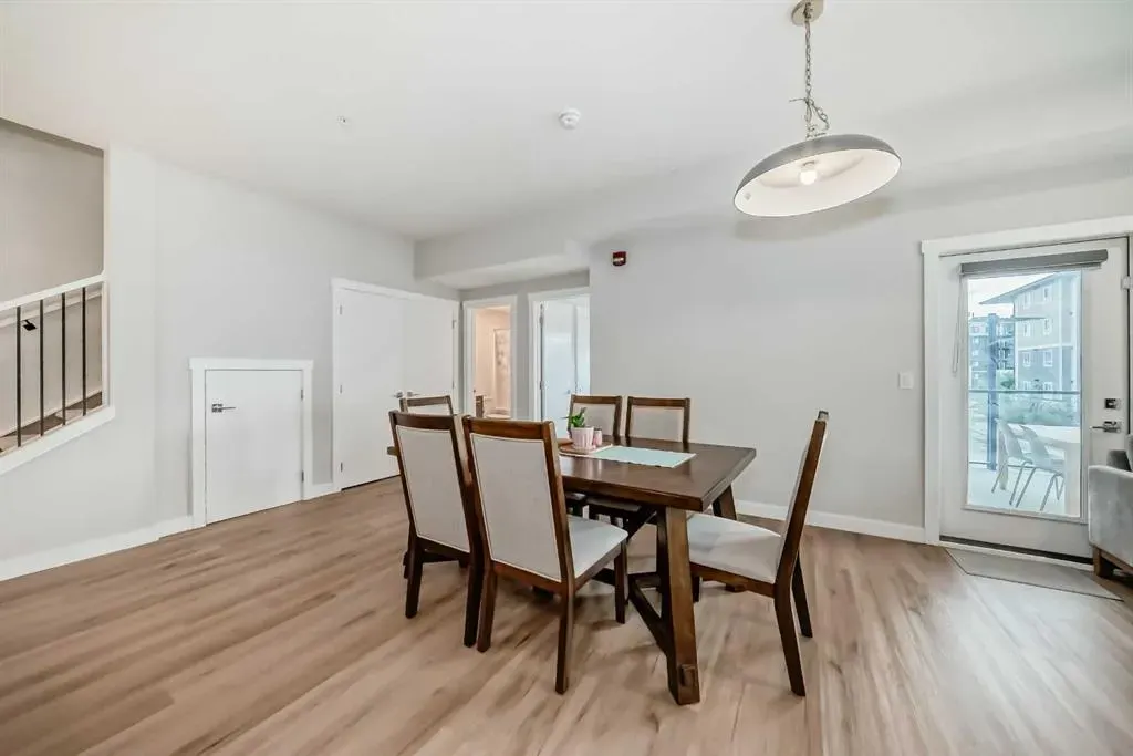 151 Skyview Bay NE, #2202