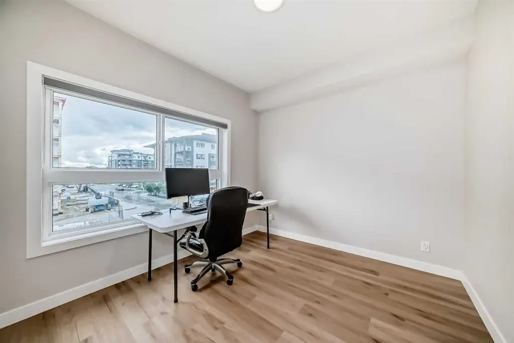 151 Skyview Bay NE, #2202
