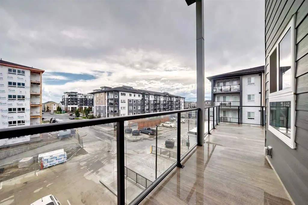 151 Skyview Bay NE, #2202