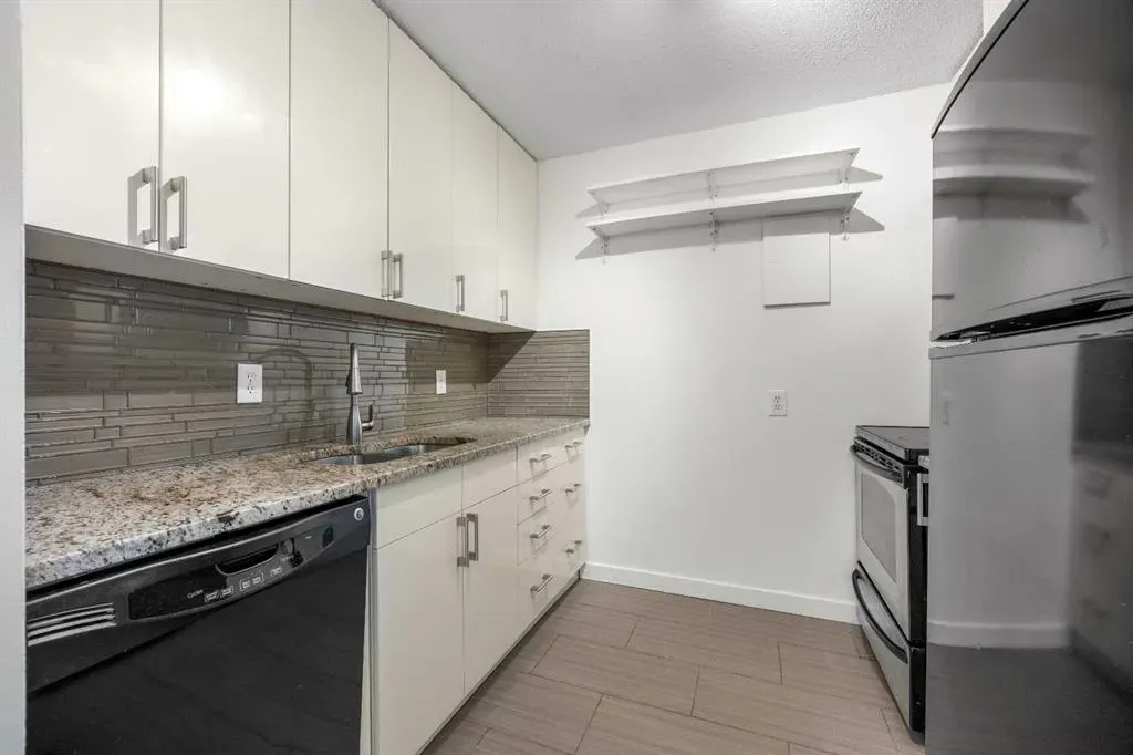 4944 Dalton Drive NW, #413