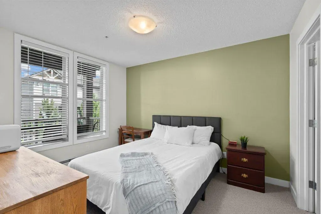 201 Sunset Drive, #304