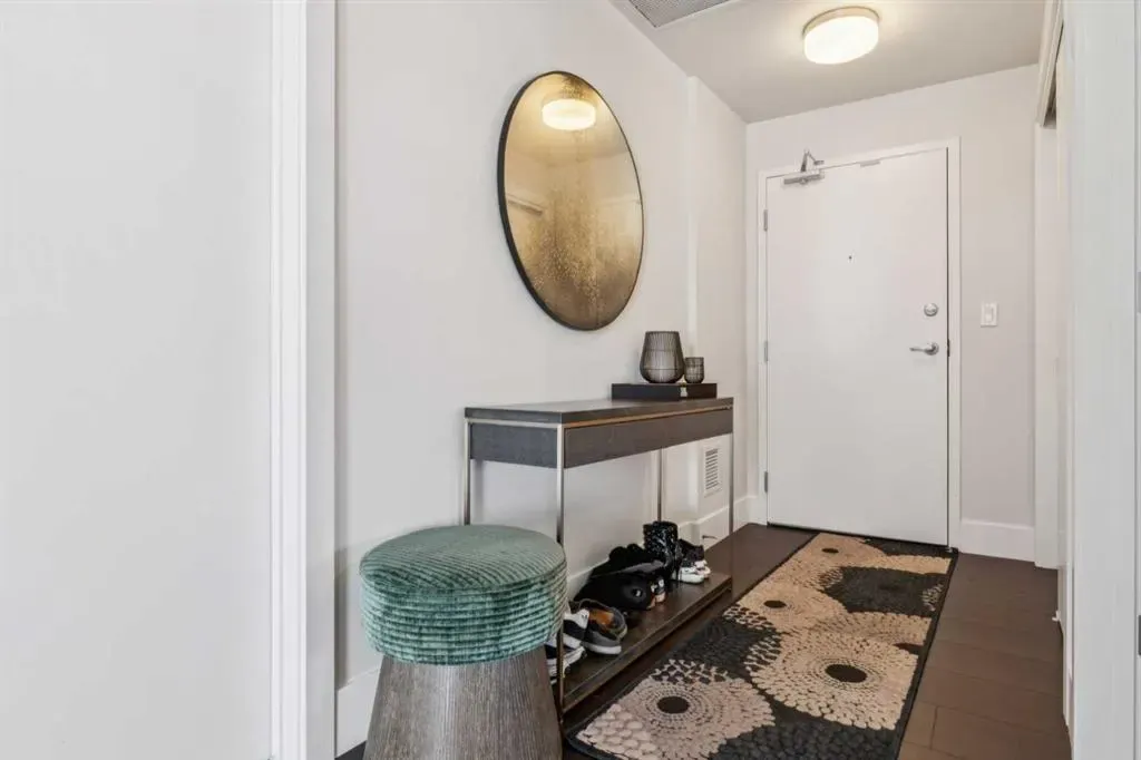 1087 2 Avenue NW, #601