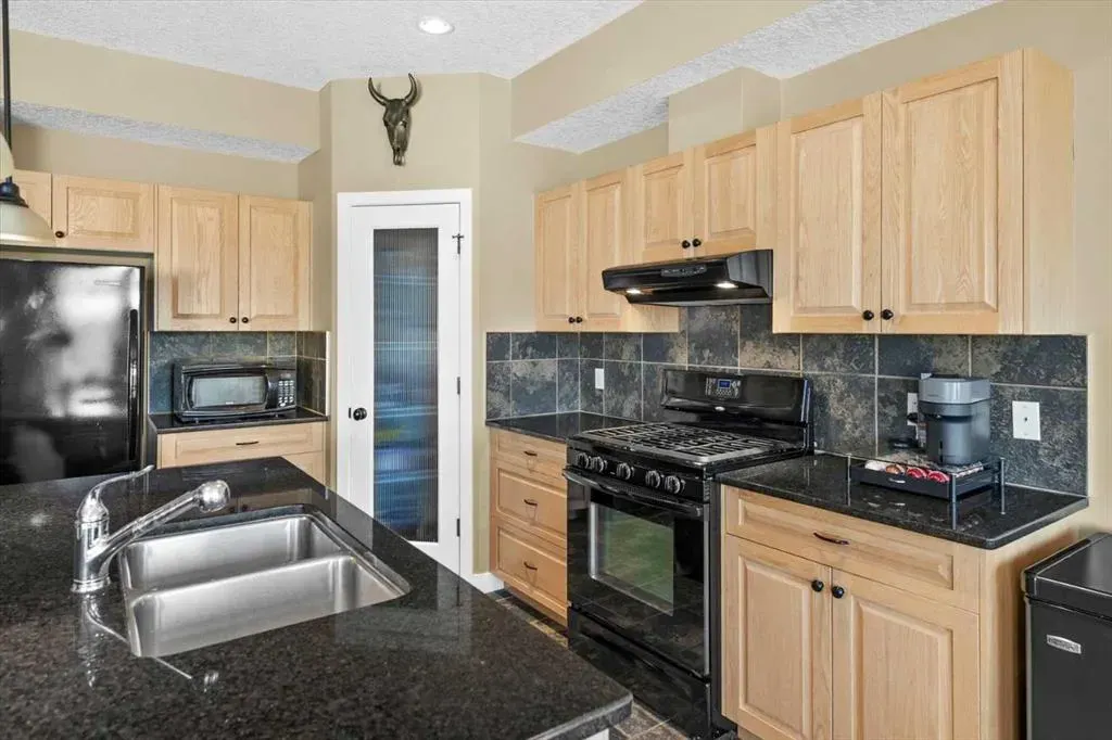 413 River Avenue, #203