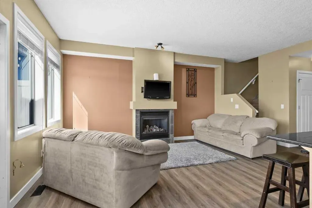 413 River Avenue, #203
