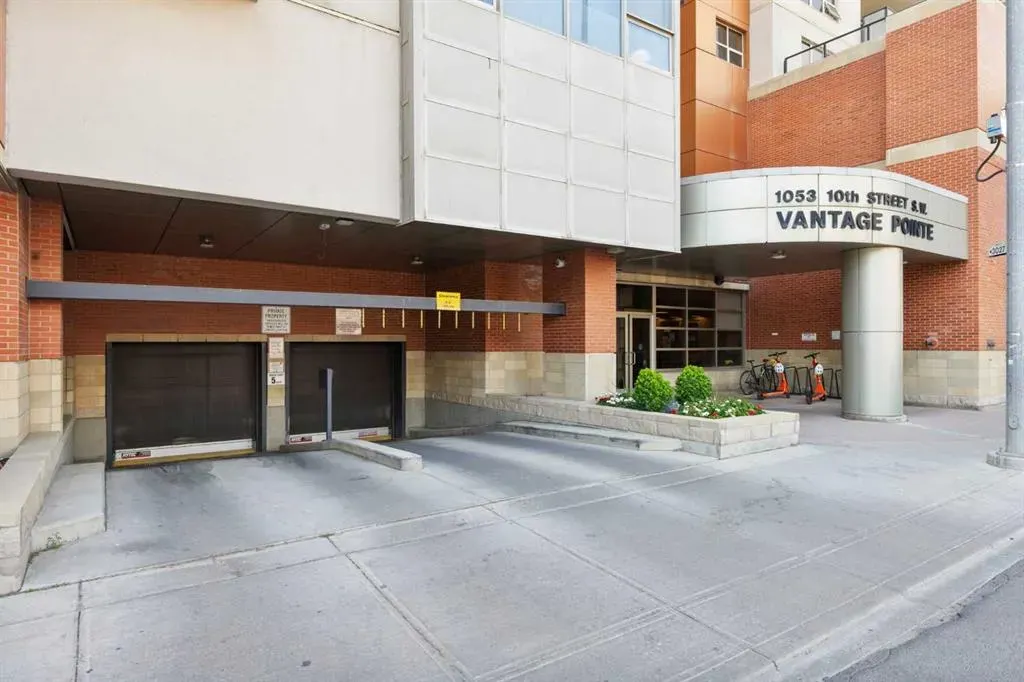 1053 10 Street SW, #805