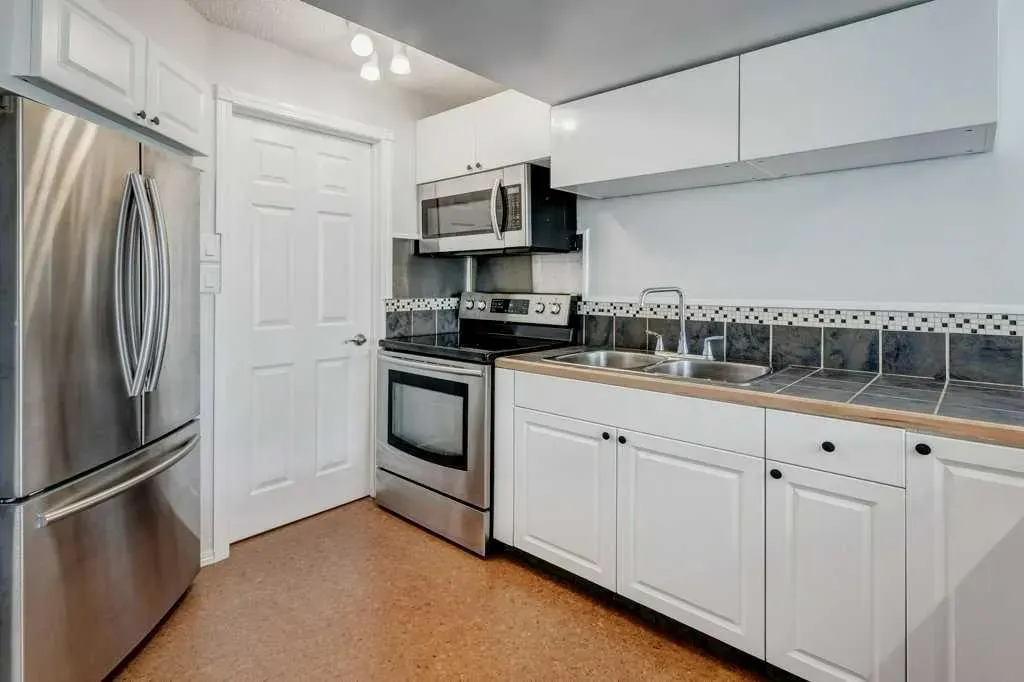 18 Big Springs Mews SE