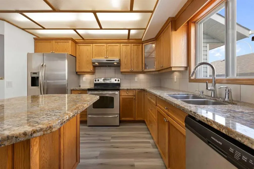 30 Pasadena Gardens NE