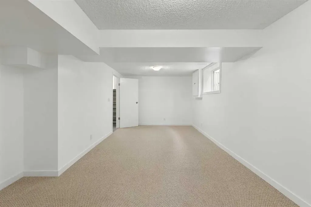 30 Pasadena Gardens NE