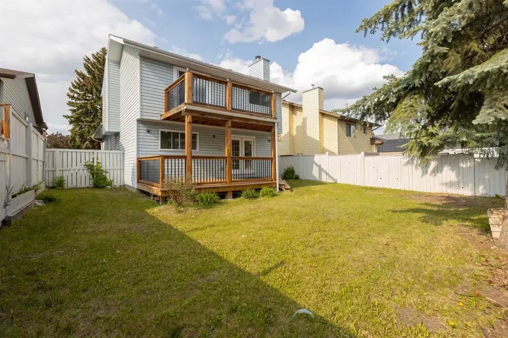30 Pasadena Gardens NE