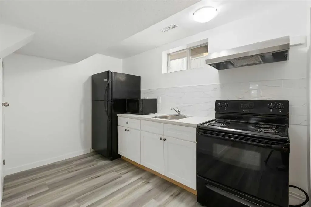 30 Pasadena Gardens NE