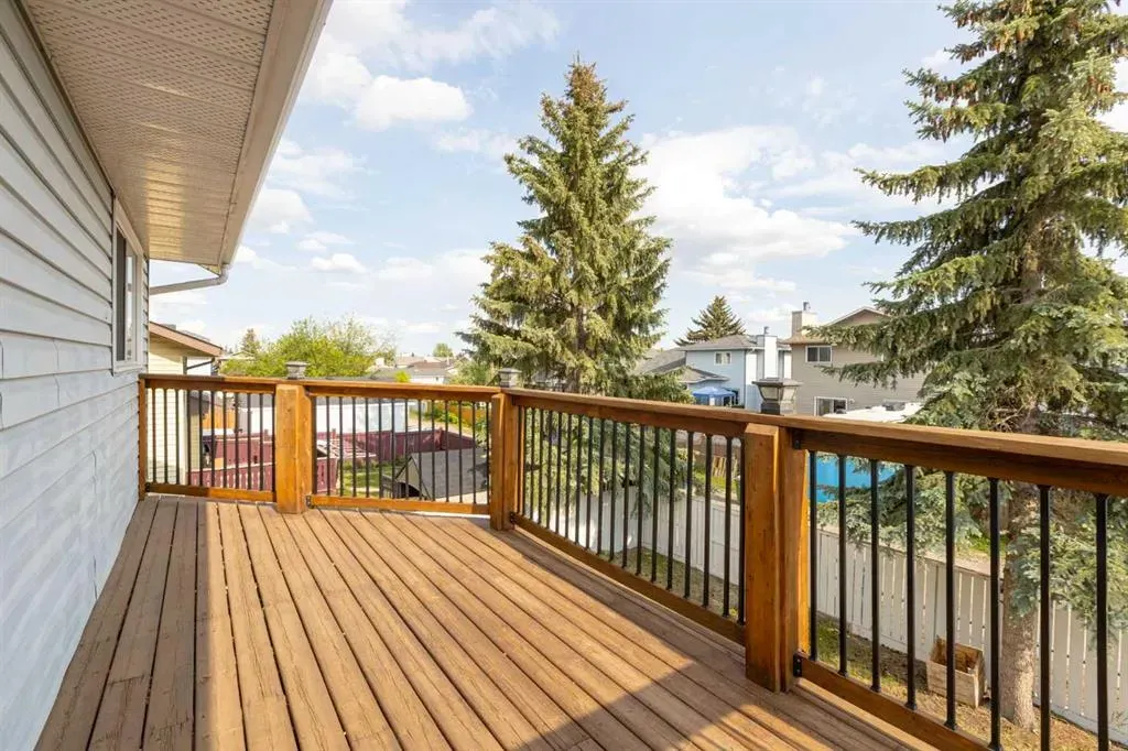 30 Pasadena Gardens NE