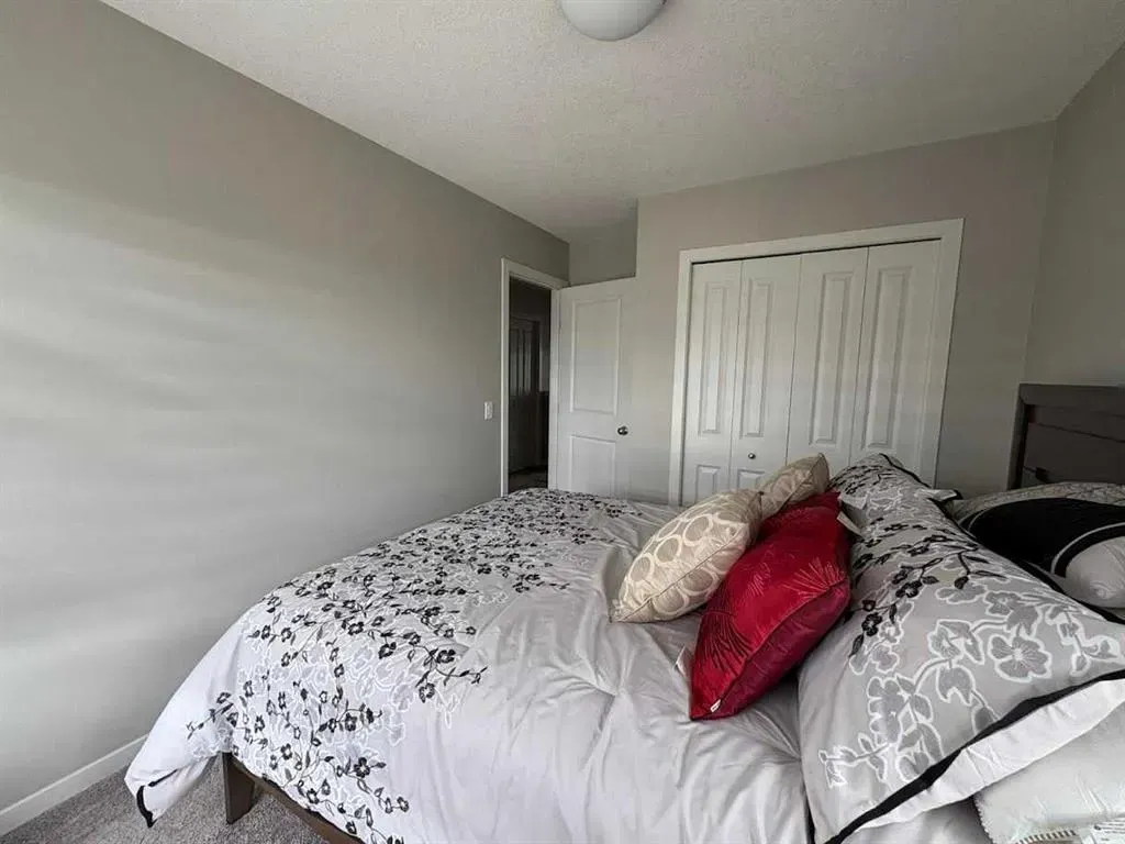 202 Evansridge Park NW