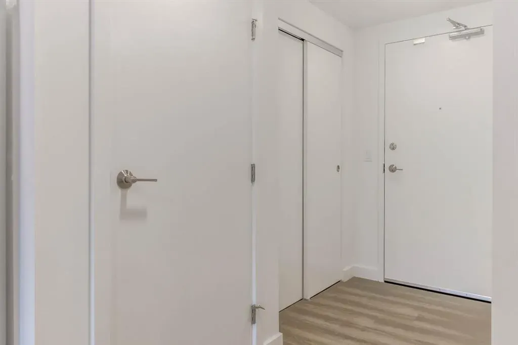 123 4 Street NE, #1005