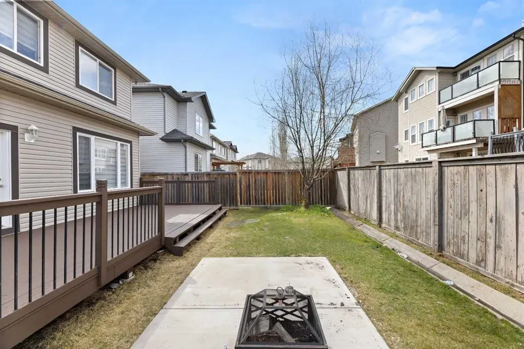 165 Canals Circle SW