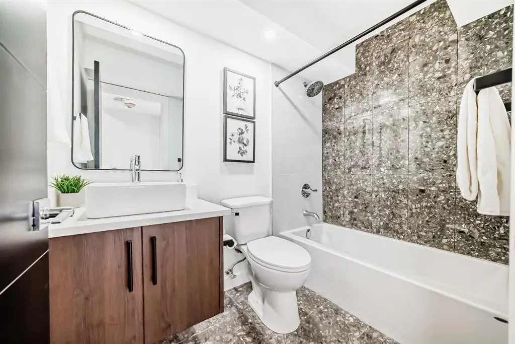 225 25 Avenue SW, #1006