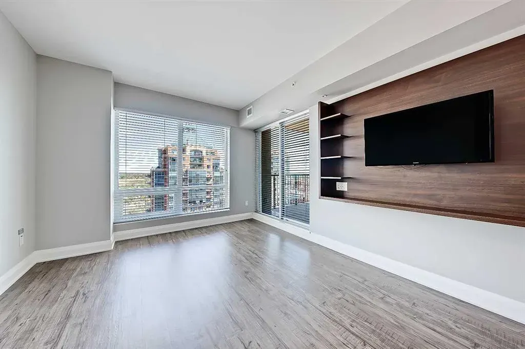 930 6 Avenue SW, #2404