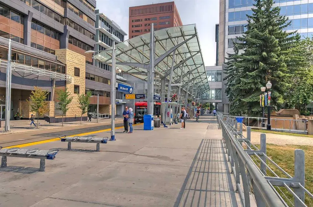 930 6 Avenue SW, #2404