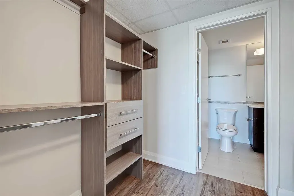 930 6 Avenue SW, #2404