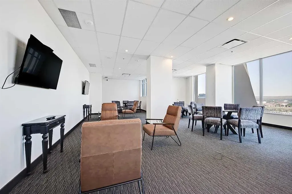 930 6 Avenue SW, #2404