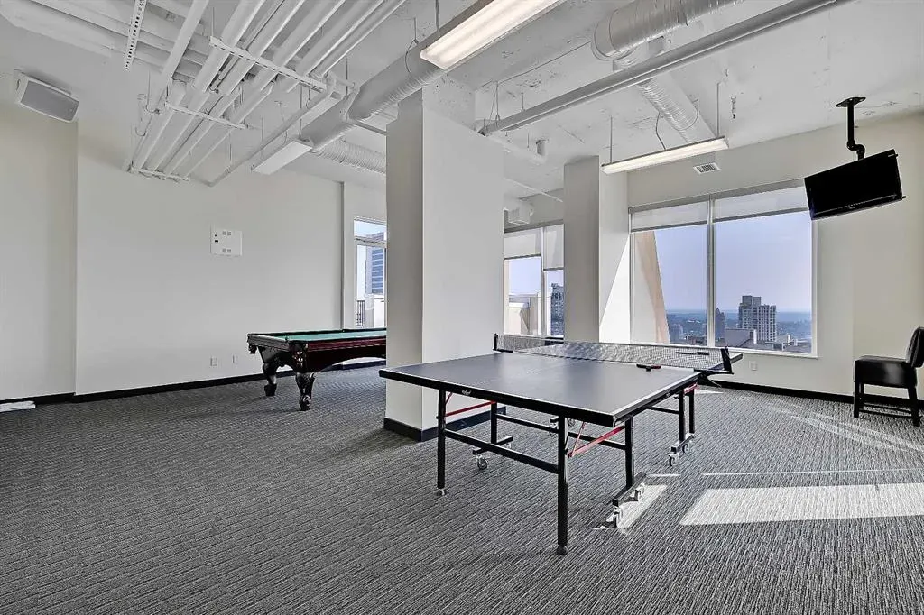 930 6 Avenue SW, #2404
