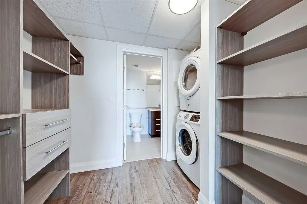 930 6 Avenue SW, #2404