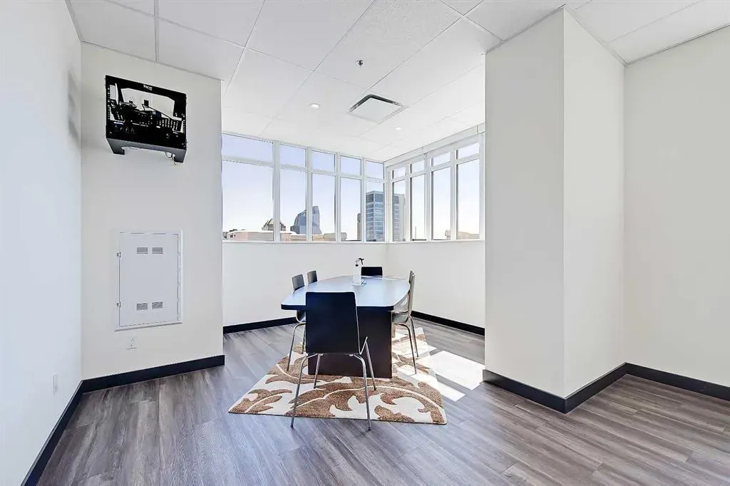 930 6 Avenue SW, #2404