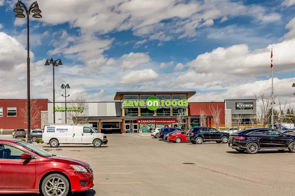 10 Market Boulevard SE, #1111