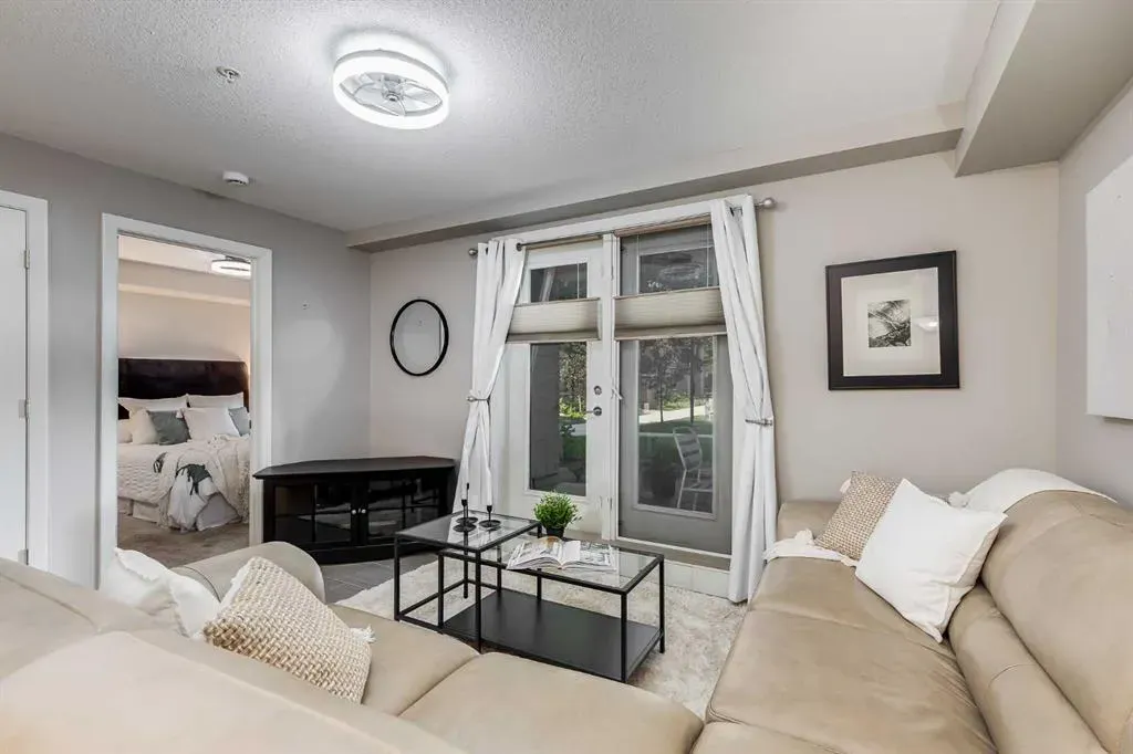 10 Market Boulevard SE, #1111