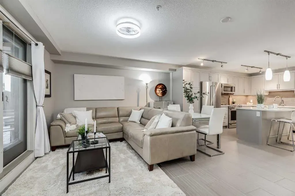 10 Market Boulevard SE, #1111