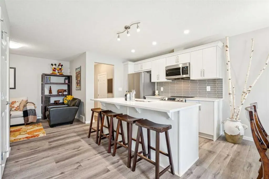 125 Yorkville Avenue SW
