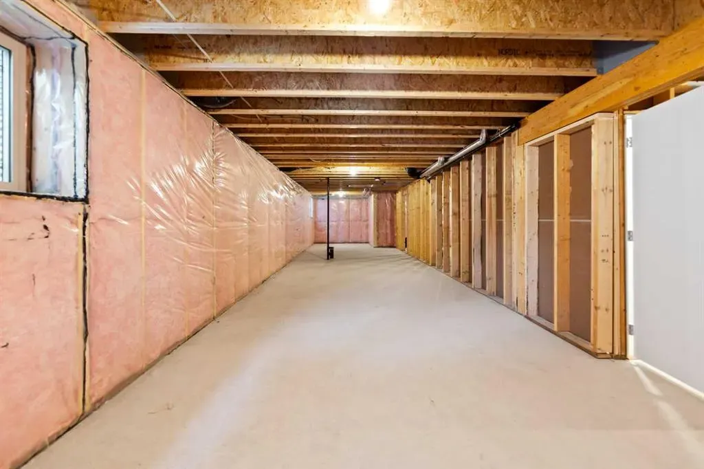 15 Coopersfield Link SW, #300