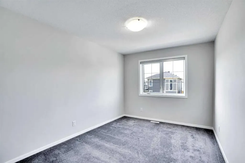 154 Cityside Grove NE