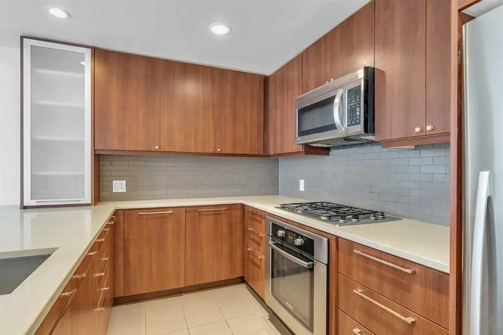 1118 12 Avenue SW, #1005