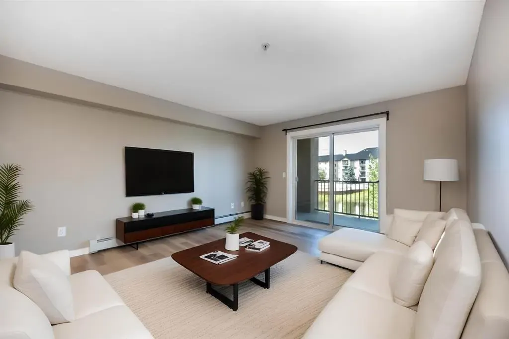 304 Mackenzie Way SW, #6204