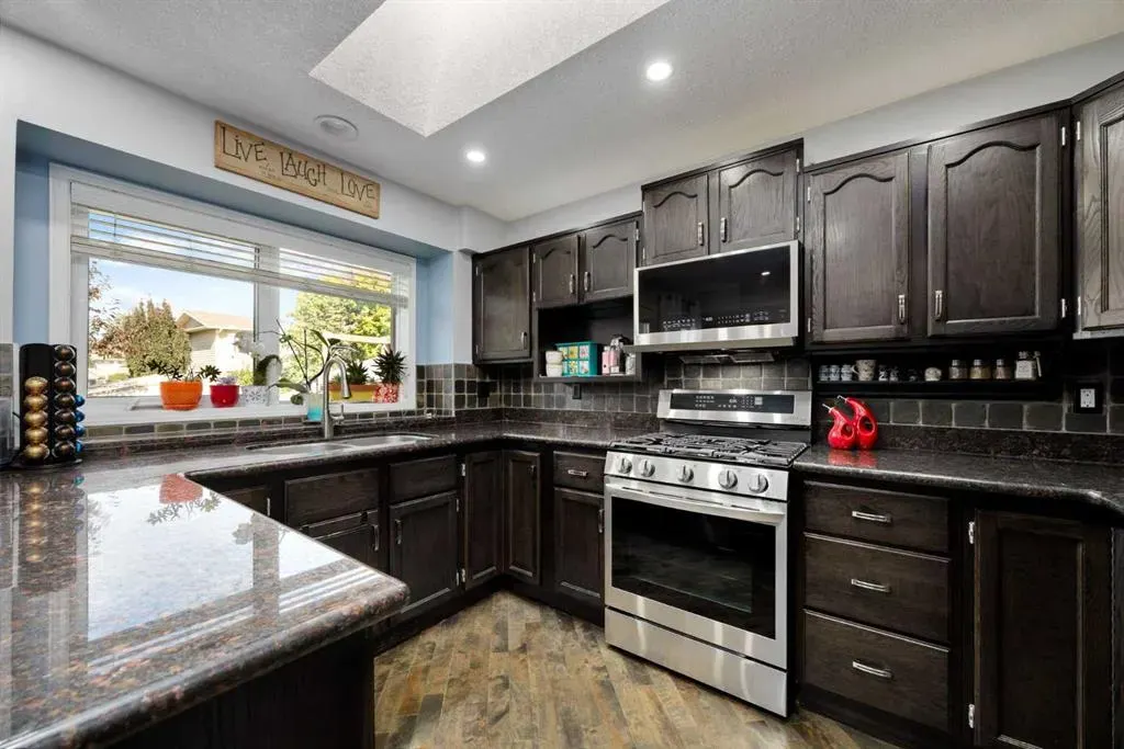 147 Midpark Drive SE