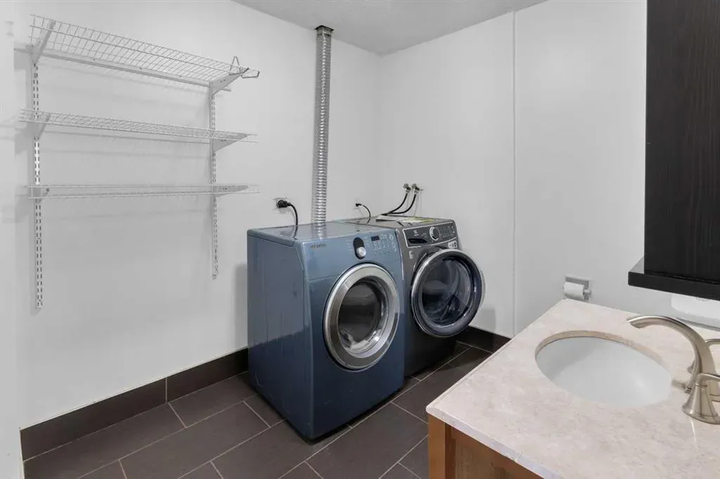 4527 73 Street NW, #5