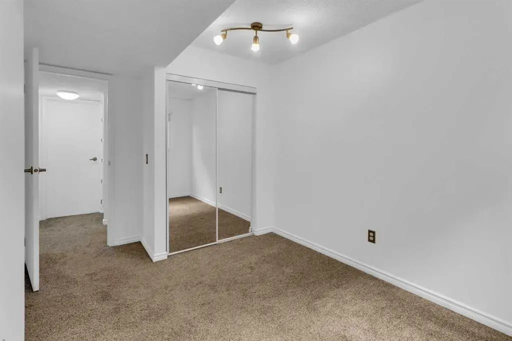 4527 73 Street NW, #5