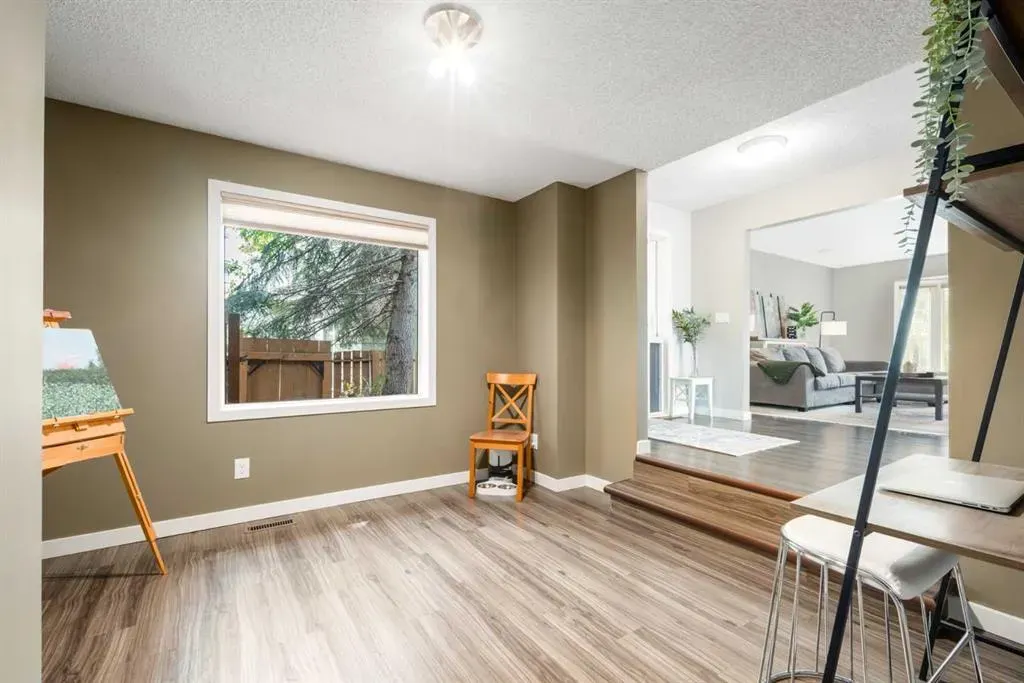 36 Deermeade Road SE