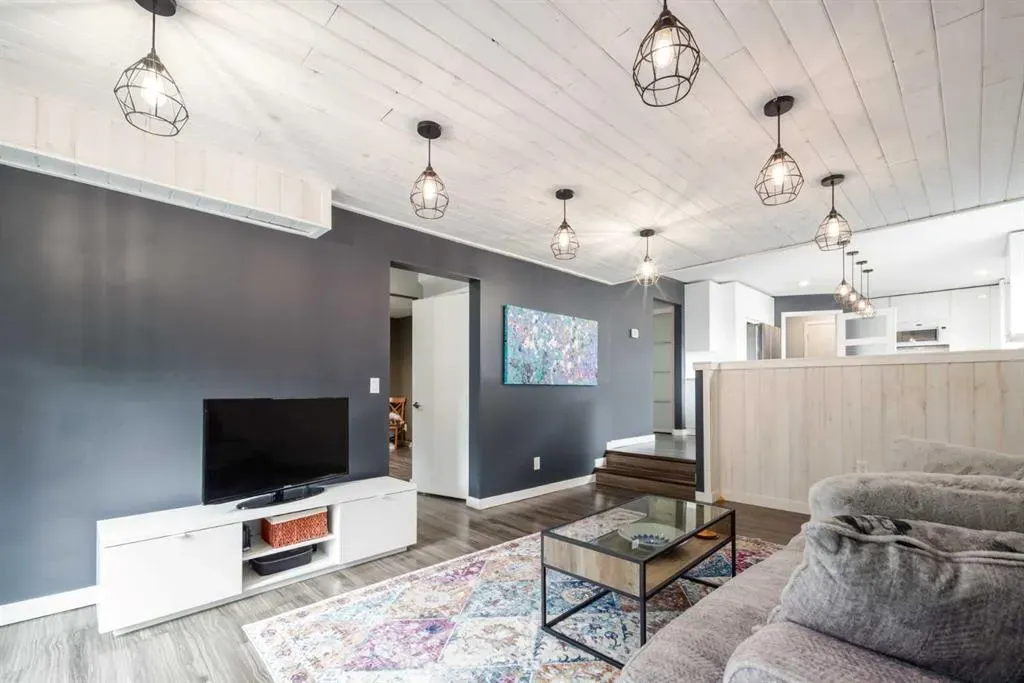 36 Deermeade Road SE