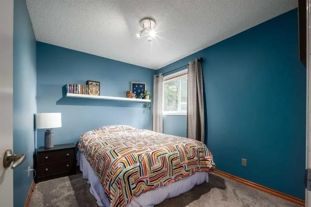 36 Deermeade Road SE
