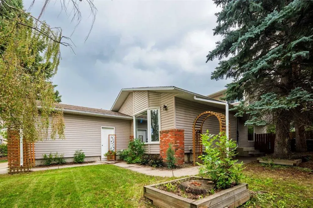 36 Deermeade Road SE
