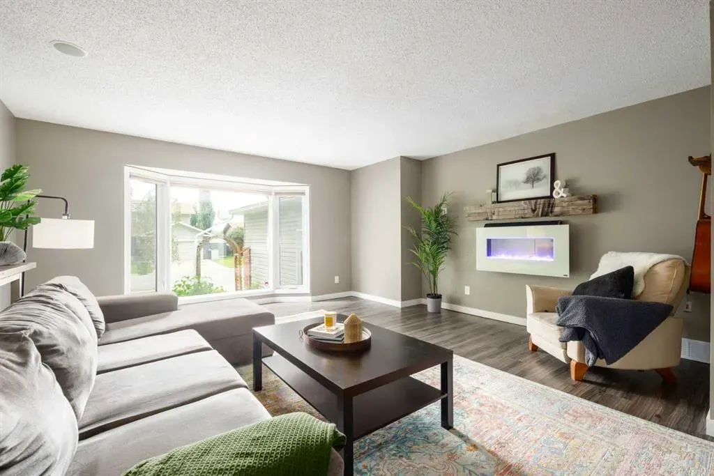 36 Deermeade Road SE